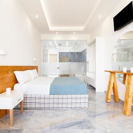 Jonium Hotel - Amazing Sea View And Swimming Pool Pulsano Luaran gambar