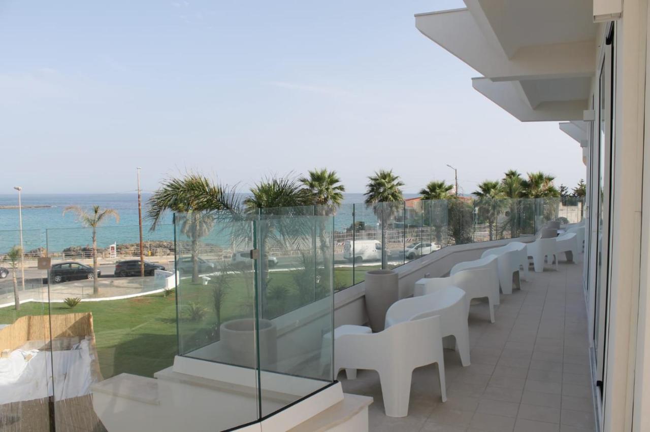 Jonium Hotel - Amazing Sea View And Swimming Pool Pulsano Luaran gambar