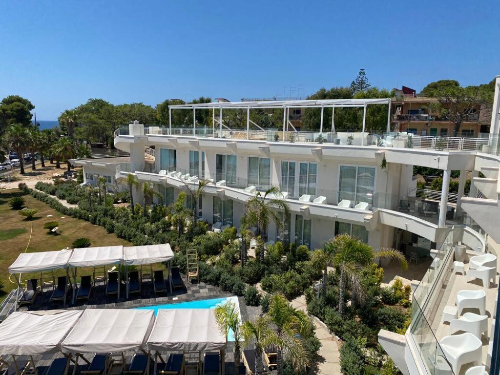Jonium Hotel - Amazing Sea View And Swimming Pool Pulsano Luaran gambar