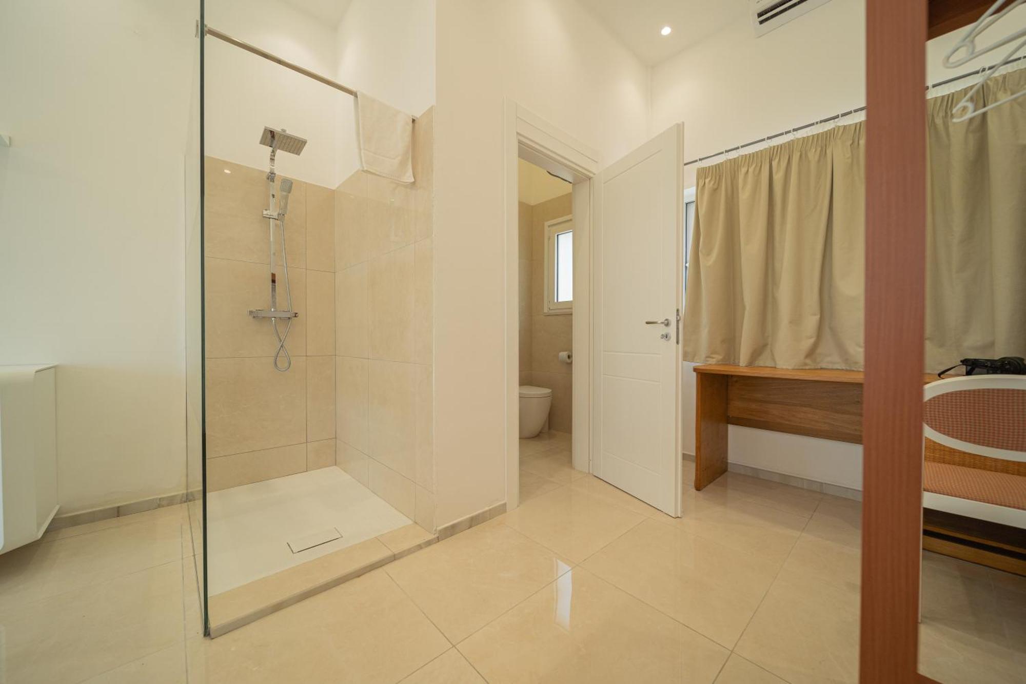 Jonium Hotel - Amazing Sea View And Swimming Pool Pulsano Luaran gambar