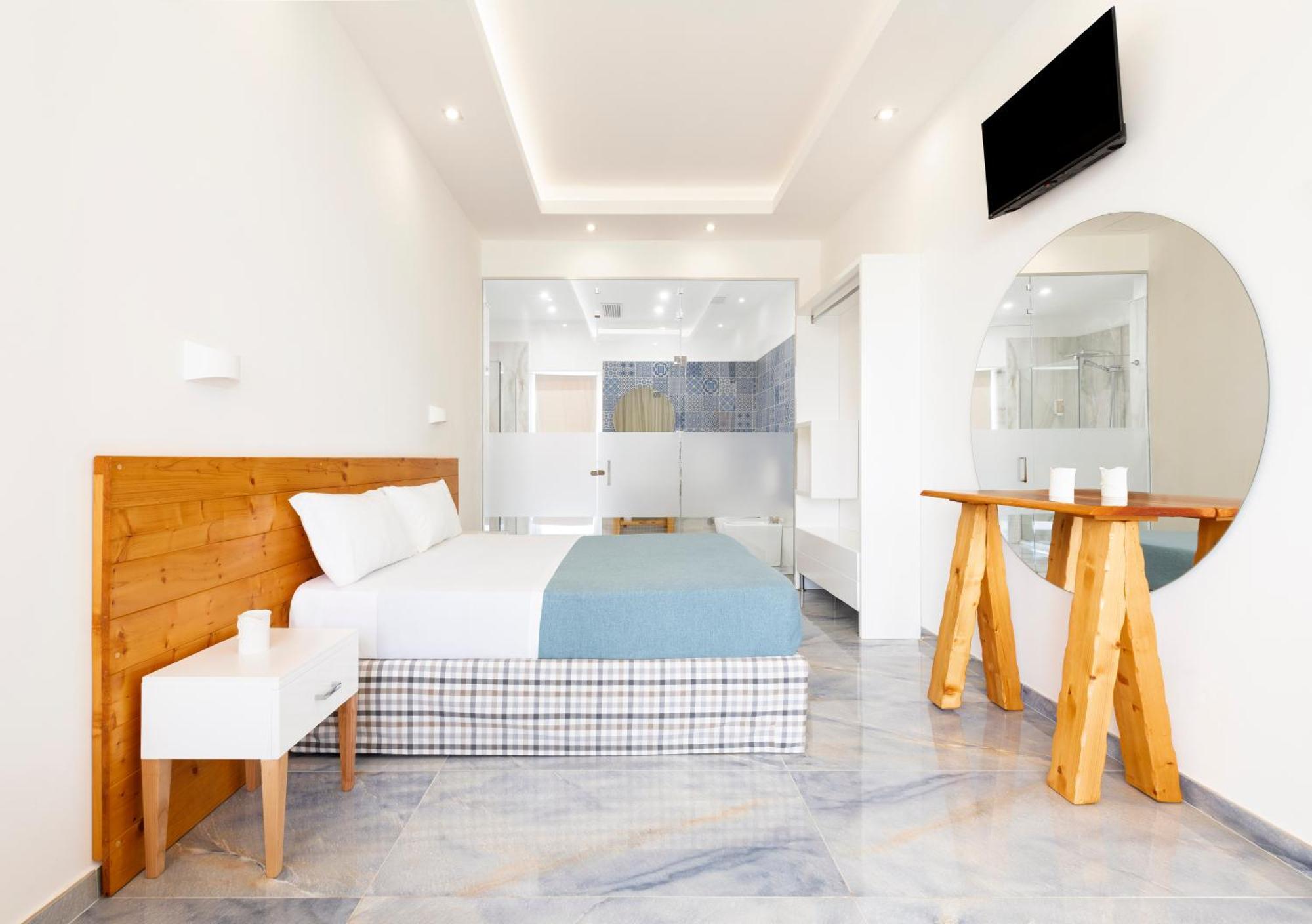 Jonium Hotel - Amazing Sea View And Swimming Pool Pulsano Luaran gambar
