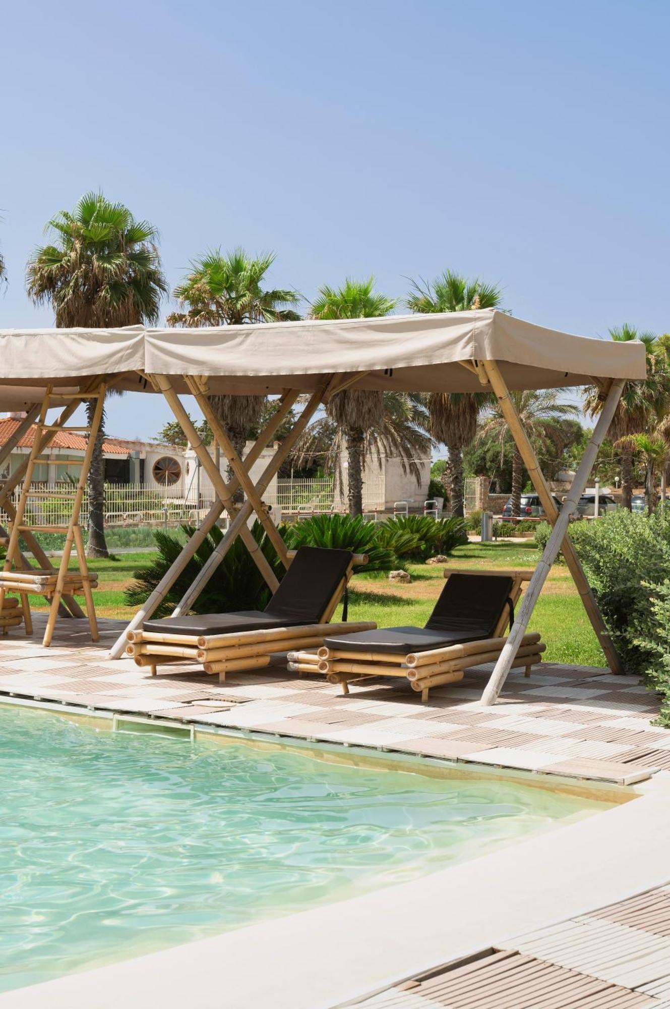 Jonium Hotel - Amazing Sea View And Swimming Pool Pulsano Luaran gambar